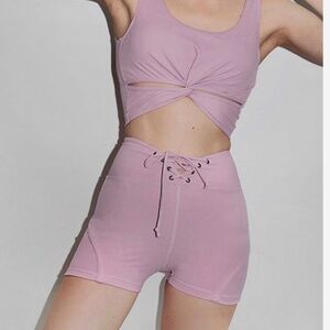 NWOT Like New Wiskii Active Lace Up Bike Shorts in Size Small in Rose Color